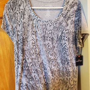 Womens XL top with snakeskin print.